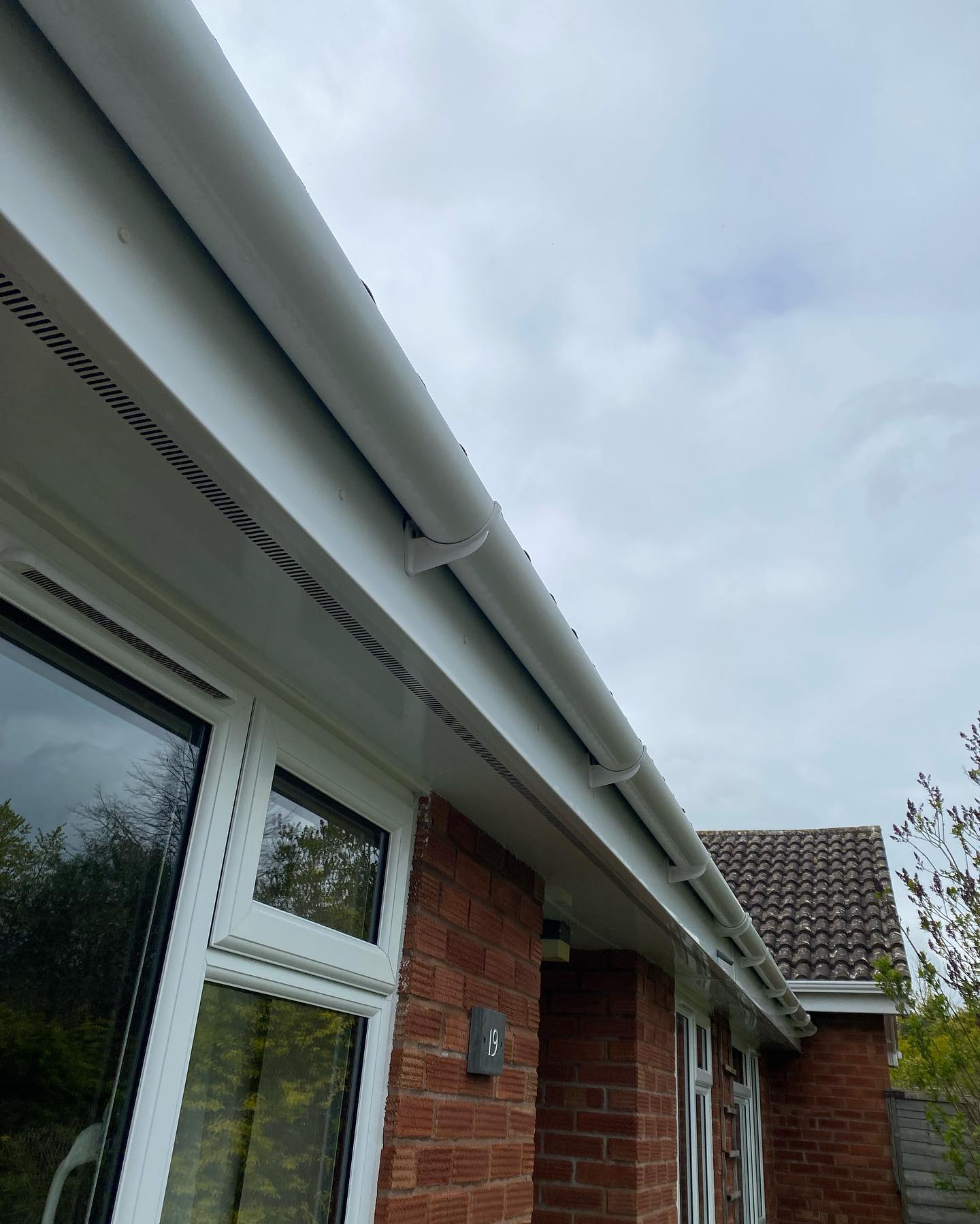 gutter cleaning in Taunton | Somerset | Dorset | Exeter