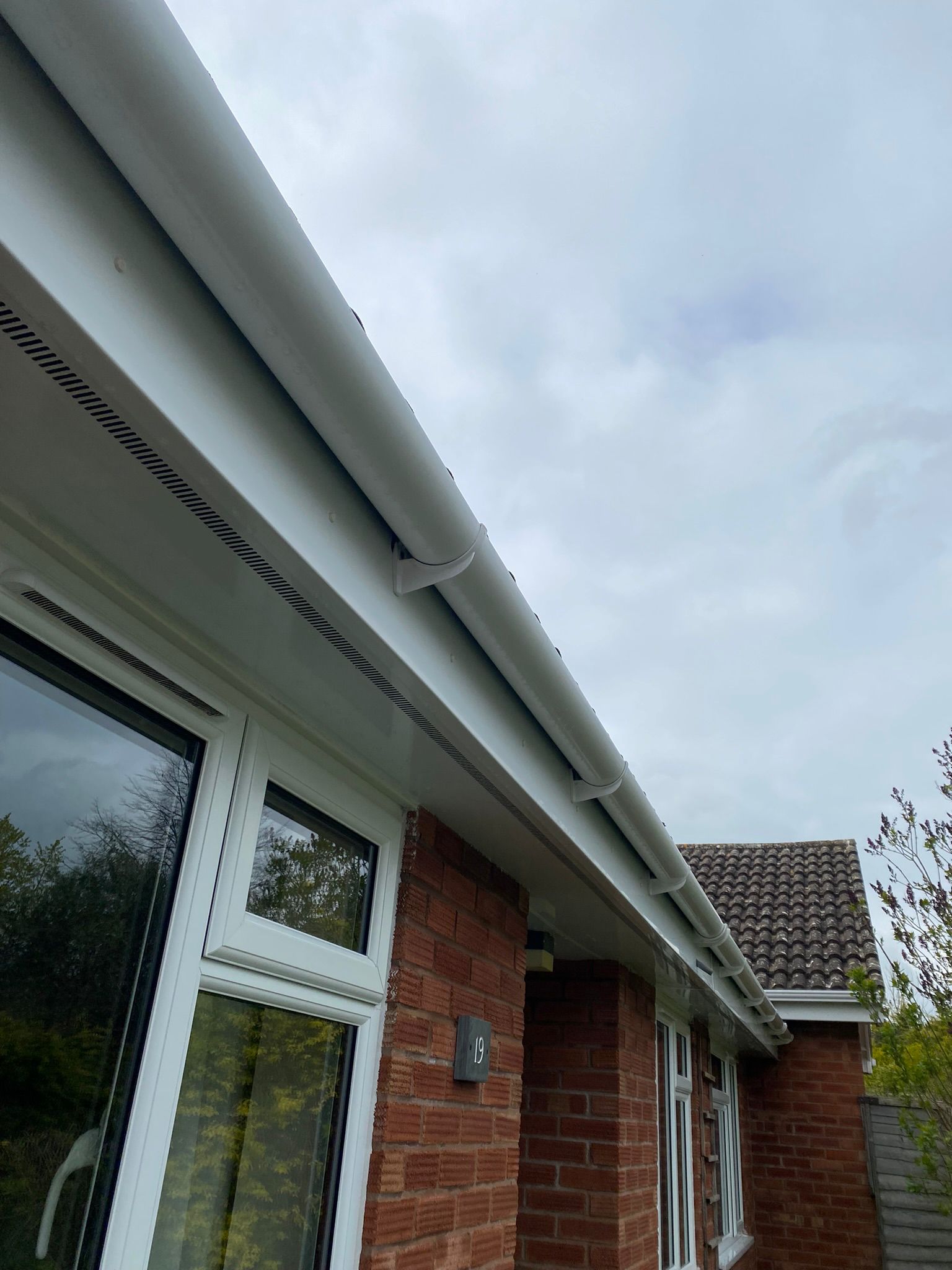 gutter cleaning in Taunton | Somerset | Dorset | Exeter